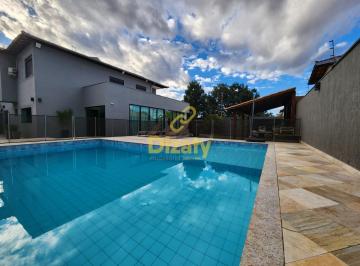 Casa · 352m² · 2 Quartos · 3 Vagas · CASA NO BAIRRO MANGABEIRAS COM 4 QUARTOS, SENDO 2 SUITES.