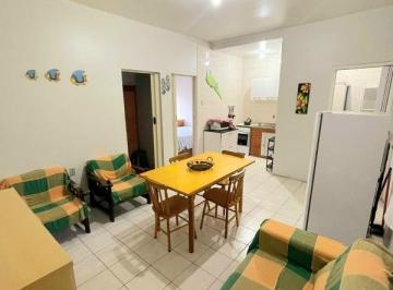 Apartamento · 40m² · 2 Quartos · Apartamento 2 dormitório uma quadra do mar