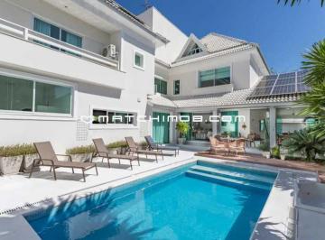 Casa · 900m² · 4 Quartos · 3 Vagas · MARAMAR