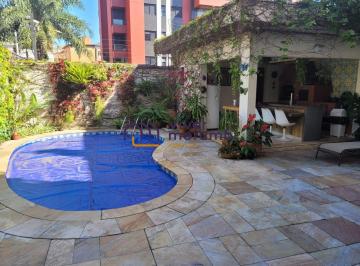 Casa · 340m² · 3 Quartos · 4 Vagas · Bela casa Condomínio fechado ótima segurança 24 horas com excelente lazer com quadra de tênis