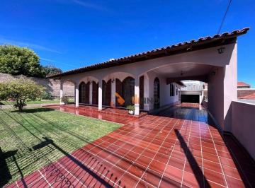 6aa7146bf63fd4a1336e883dae943d928a605163 · Casa Térrea de 189m² com 4 quartos 1 suíte no Centro de Quatro Barras