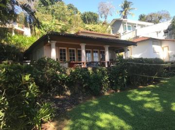 Casa · 200m² · 4 Quartos · 4 Vagas · CASARÃO ESTILO COLONIAL A VENDA NO CONDOMINIO MARINA