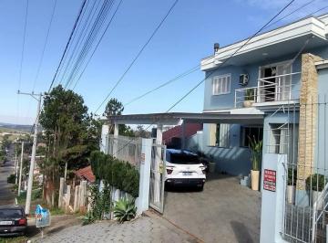 Casa · 250m² · 3 Quartos · 3 Vagas · Sobrado 3 D c/ piscina e linda vista panorâmica de POA