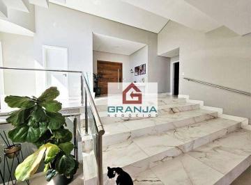 633fcb189f688b8581b0f0526d9e33c12ae744cf · Com certeza, viver em uma casa com comodidades luxuosas e espaços generosos pode oferecer um alto ní