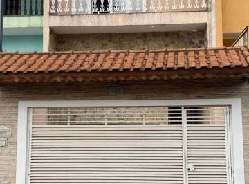 Casa · 180m² · 3 Quartos · 3 Vagas · Excelente sobrado com 3 dorms, sendo 2 suites e 3 vagas de garagem.