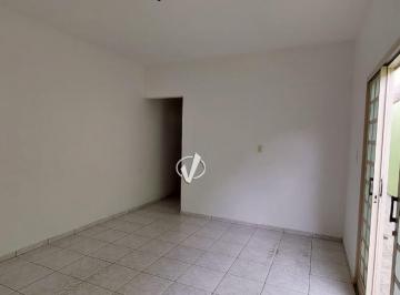 Casa · 109m² · 1 Quarto · 2 Vagas · CASA À VENDA - MOREIRA CESAR - PINDAMONHANGABA SP