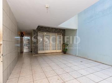 Casa · 135m² · 4 Quartos · 2 Vagas · Casa em Excelente ponto Comercial / Residencial