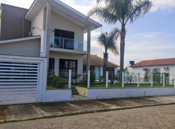 Casa · 310m² · 3 Quartos · 2 Vagas · Casa Alto Padrão para Venda em Centro Balneário Rincão-SC