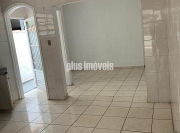 Casa · 195m² · 2 Quartos · 2 Vagas · Sobrado-Chácara Santo Antônio.