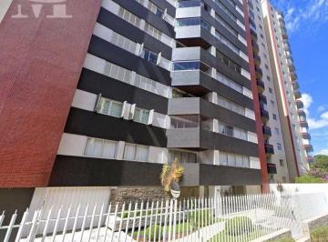 e8953460a724e1c9ada0ca12c3376c72b123398d · 4 QUARTOS 3 SUÍTES ÁGUA VERDE LAREIRA CHURRASQUEIRA SACADAS 01 POR ANDAR 02 VAGAS