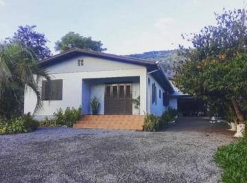 Casa · 149m² · 3 Quartos · 2 Vagas · Casa plana