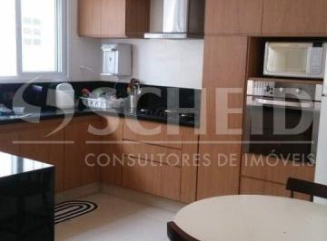 Casa · 210m² · 3 Quartos · 3 Vagas · Venda de Sobrado com 3 Quartos e 3 banheiros + edícula com banheiro na Chácara Santo Antônio
