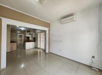 Casa · 180m² · 3 Quartos · 2 Vagas · Locação de Casa de esquina com 03 dormitórios no bairro Jardim Bordon