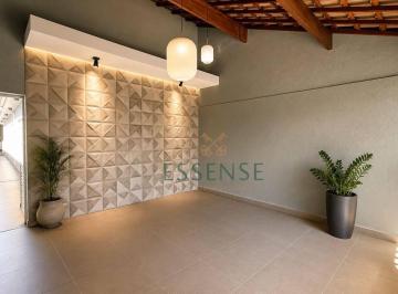 0803592c72528c4b4e7995a5f2fef8ab56fcbefe · Casa no bairro Jardim Imperador em Suzano, dispõe de 02 dormitórios.
