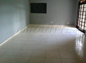 001_00000_00000_115964_2014110517054983.jpg · Sobrado de 180m² com 5 quartos