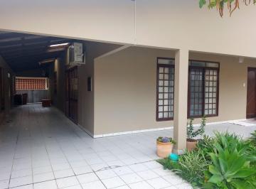Casa de 3 quartos, Florianópolis · Casa a Venda 3 dormitórios em Canasvieiras.