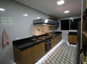 Apartamento · 237m² · 4 Quartos · 3 Vagas · Apartamento à venda em Campinas, Centro, com 4 suítes, com 237 m², PORTO SEGURO