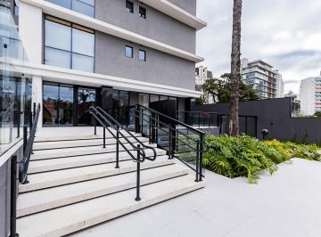 Apartamento de 2 quartos, Curitiba · Apartamento 2 quartos com suíte no Batel