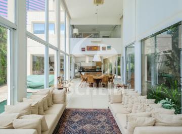 Casa · 480m² · 3 Quartos · 4 Vagas · Casa à venda na Vila Madalena com 3 suítes cozinha gourmet piscina churrasqueira ar-condicionado
