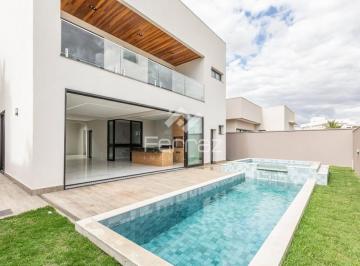 Casa · 363m² · 4 Vagas · Excelente Sobrado com Elevador em Condomínio Fechado Alphaville 1 em Uberlândia