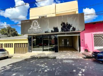 Casa de 3 quartos, Manaus · Prédio Misto á Venda na Cidade Nova