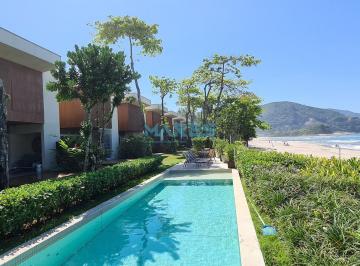 Foto 01 · Casa Moderna de frente ao mar Camburi