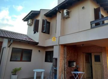Casa · 3 Quartos · 4 Vagas · Casa tipo Sobrado