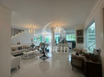 Casa · 270m² · 4 Quartos · 3 Vagas · Casa em condomínio com 4 suítes e 3 vagas no Brooklin