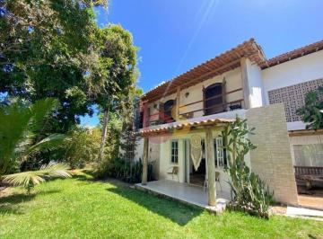 Casa · 390m² · 7 Quartos · 4 Vagas · Oportunidade a 500 metros do Centro de Arraial