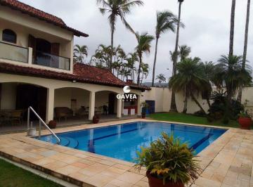 Casa · 450m² · 6 Quartos · 6 Vagas · Casa à venda no Jardim Virgínia em Guarujá.