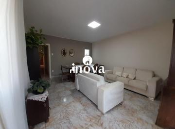 Casa · 222m² · 5 Quartos · 2 Vagas · Casa à venda, 5 quartos, 1 suíte, 2 vagas, São Benedito - Uberaba/MG