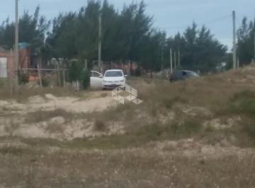 420958_ip7G1V9W38v_4209586498cc6e24470.jpg · Praia do Quintão - Terreno de 300m2, Rua Padre Feijó, próximo a UPA