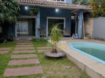 d0ca98641f2503f59673e48a87b5a3050da6226b · Casa com 5 dormitórios à venda, 244 m² por R$ 700.000,00 - Sape - Niterói/RJ