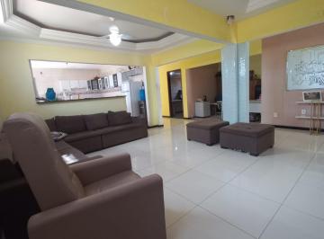 Casa de 7 quartos, Lauro de Freitas · Casa duplex com 7/4  sendo 5  suítes Cond. Jardim dos Pássaros Lauro de Freitas