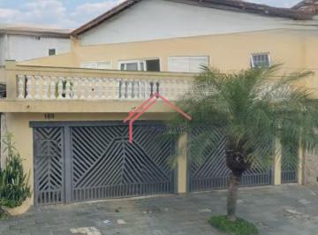 Foto 19 · Casa Assobradada, 205 mts²,ampla, 4 quartos, 2 suítes, Terraço, 3 vagas de garagem, em rua Tranquila
