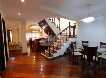 Casa · 360m² · 4 Quartos · 3 Vagas · Sobrado com 4 Suítes para Comprar, 360m² - Bairro Campestre, Santo André/SP.