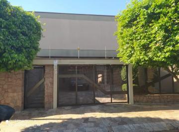 Casa · 525m² · 4 Quartos · 2 Vagas · Casa Sobrado em Araraquara