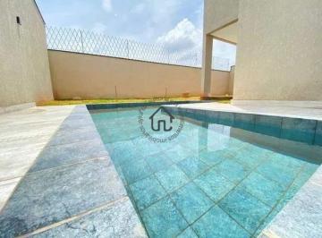 piscina · Casa à venda no Residencial Vivenda das Pitangueiras em Valinhos.