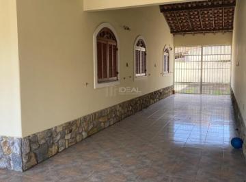 Casa de 3 quartos, Campos dos Goytacazes · Casa com 140m2 no Jóquei