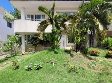 Casa de 6 quartos, Salvador · Casa em Alphaville 1 Salvador no melhor condomínio próximo club