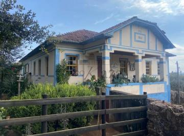 Rural · 270m² · 7 Quartos · 6 Vagas · Fazenda - Aiuruoca - 44.000m² - 2 Dormitórios