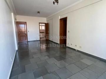 Apartamento · 103m² · 3 Quartos · 1 Vaga · Centro - Apartamento amplo com 3 dormitórios em excelente localização