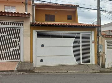 Foto 01 · SOBRADO 3 DORMITÓRIOS SENDO 1 SUÍTE COZINHA LAVANDERIA SALA AMPLA VARANDA EM TODOS OS QUARTOS 2 VAGA