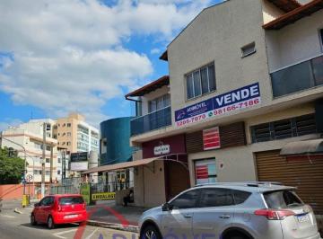 Foto 02 · Casa + 1 Loja Térreo em Jardim Camburi!