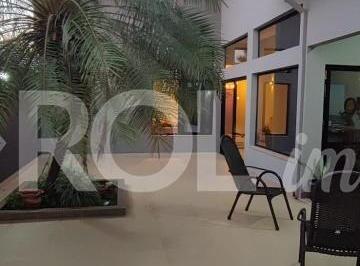 Foto 03 · EXCELENTE CASA TÉRREA,  MODERNA COM 219M² DE ÁREA ÚTIL NO JARDIM PETRÓPOLIS       -     VENDA