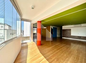 Apartamento · 230m² · 3 Quartos · 2 Vagas · Apartamento com 3 dormitórios, 1 suíte em Higienópolis