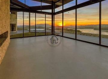 Casa · 1255m² · 6 Quartos · 4 Vagas · Casa com 1.100,00 m² 6 quartos venda em Joanópolis.