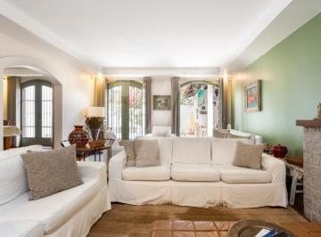 Casa · 329m² · 4 Quartos · 6 Vagas · Casa a venda no Butantã com 4 suítes