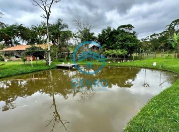 Rural · 5500m² · 1 Quarto · Chácara em Meio a Natureza com Lagoa, Piscina e Terreno de 5.500m² à venda em Canelinha/SC