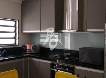 7215_i39NXe0mI6_721565031c7a71b33.jpg · Sobrado V. Gomes Cardim, 3 dormitórios, 120m²